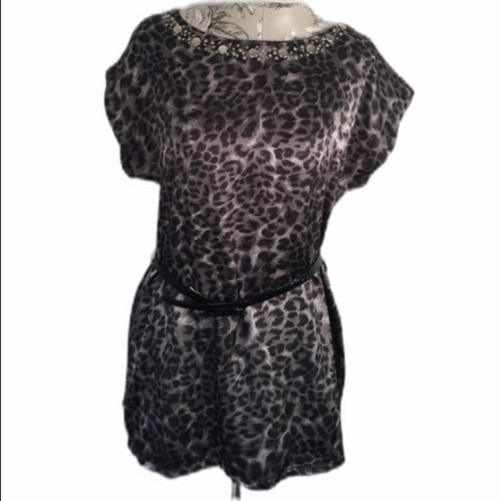 𝅺*apt.9 Animal Print Top L